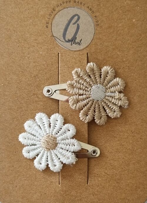 Baby hair clip lace daisies