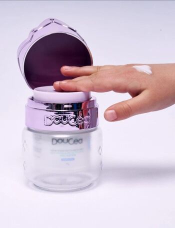 Boitier rechargeable pour crèmes de soins de peau - Pour rêver (design couronne, rose) 3