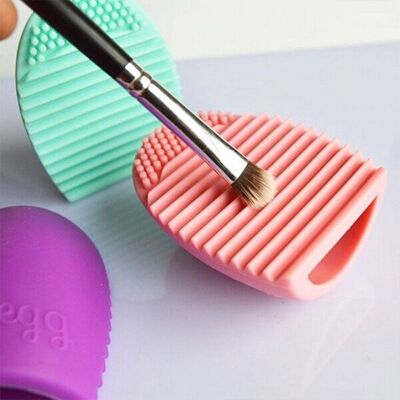 Brushegg - Makeup Brush Cleaner