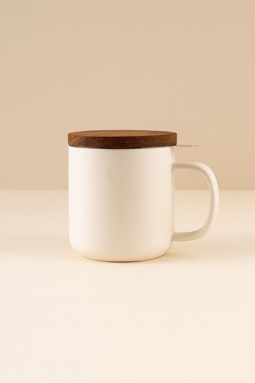 Weiße Steingut-Teekanne mit Deckel aus Akazienholz, 300 ml, JULIET