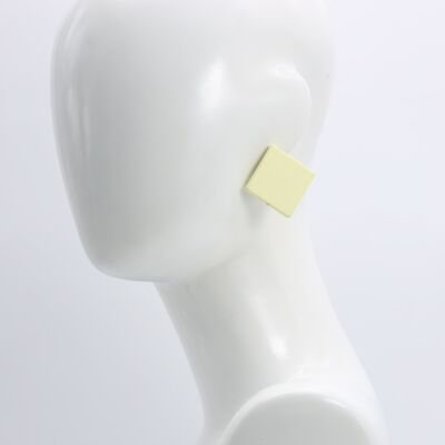 Wooden 3 cm squares clip on earrings - Cream