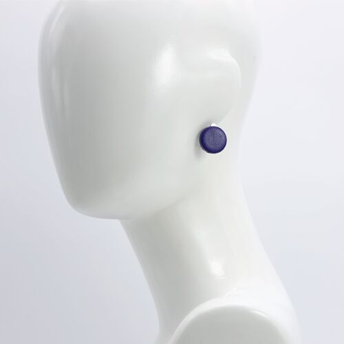Wooden 2 cm disk clip on earrings - Purple