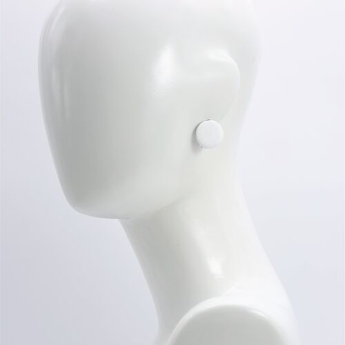 Wooden 2 cm disk clip on earrings - White