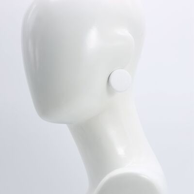 Wooden 3 cm disk clip on earrings - White