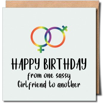 Joyeux anniversaire d’une petite amie impertinente à une autre. Carte d’anniversaire LGBTQ+. 1