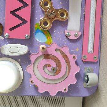 Planche d'activités Montessori Babymania Galaxy Panneau Sensoriel Violet 5