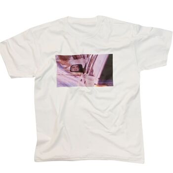 T-shirt réfléchissant Louis Theroux pensant dans le miroir de voiture 4