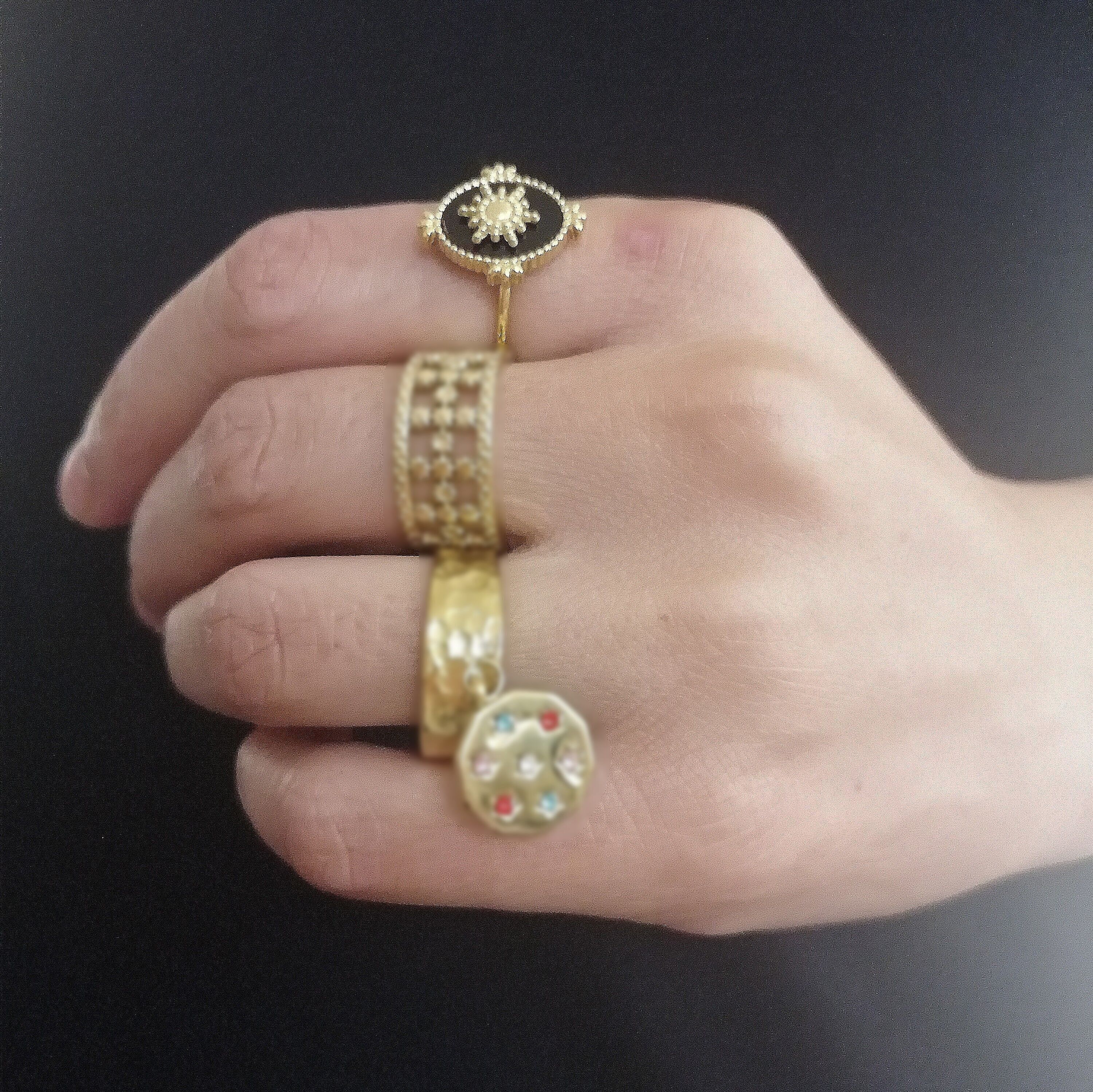 Verstellbarer ovaler Cabochon-Stahlring mit Weihnachtssonne-Gravur