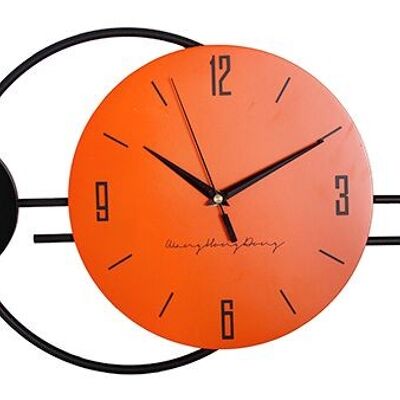 Reloj de pared de metal negro con detalles en madera en color naranja y negro. Dimensión: 80x30cm DF-135