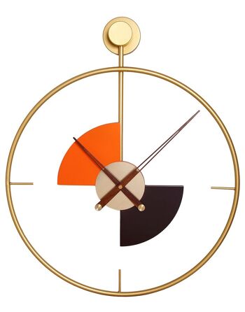 Horloge murale en métal doré avec détails en bois orange et noir. Dimension : 60x50cmDF-134