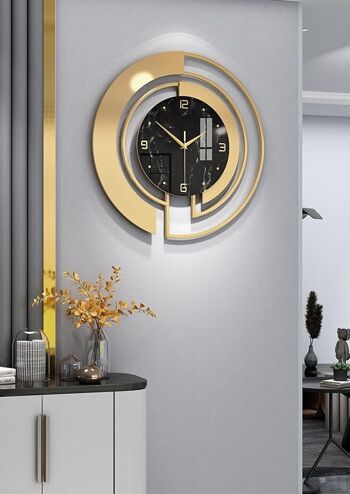 Horloge murale en métal doré avec cadran en verre noir. Dimension : 45cmDF-141 2