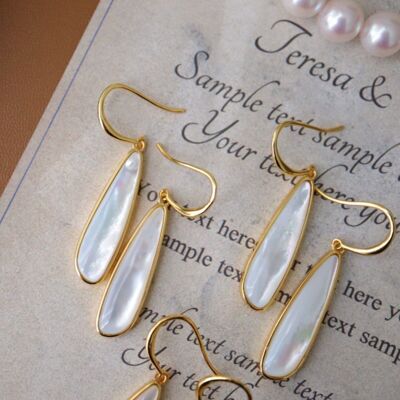 Mother of Pearl - Chunky minimal design natural MOP drop earrings - Gold vermeil - AAAA Quality