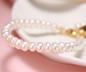 Bracelet fait main en perles d'eau douce au design intemporel 9