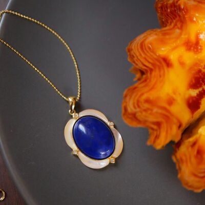 Royal style natural blue Lapis Lazuli large pendant - Gold vermeil & MOP frame - AAAA Quality