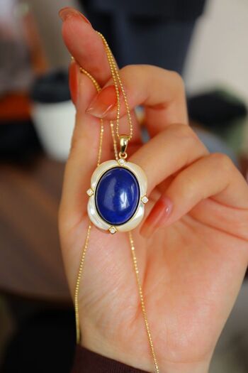 Grand pendentif Lapis Lazuli bleu naturel de style royal - Or vermeil et cadre MOP - Qualité AAAA 9