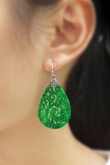 Grandes boucles d'oreilles en jade goutte d'eau de style traditionnel chinois, motif de fleur Ruyi 3
