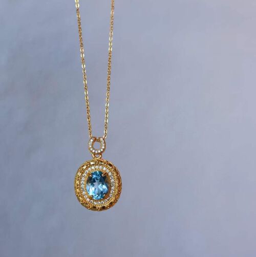 Timeless design natural blue topaz oval pendant necklace - Gold vermeil - AAAA Quality