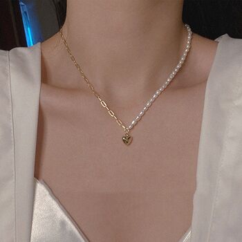 Contrast Classics - Collier de perles et de grosses chaînes avec breloque en forme de cœur - Perle d'eau douce de qualité AAAA 9