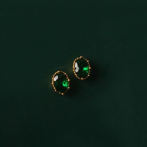 Vintage look green crystal ear stud-gold vermeil