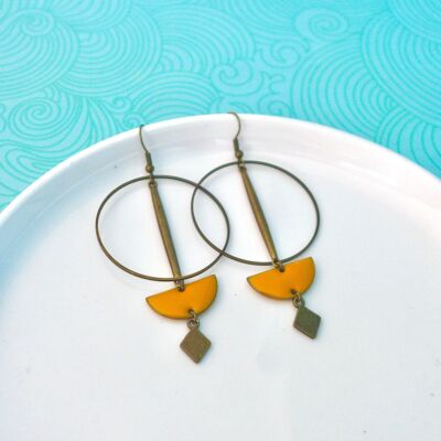 Mustard yellow graphic round earrings