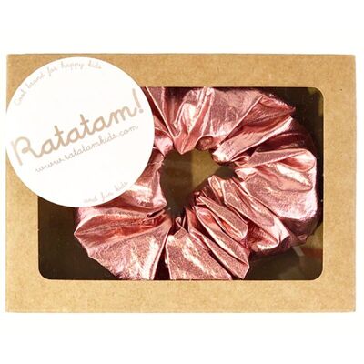 Elastic metallic scrunchie available in 3 colors.