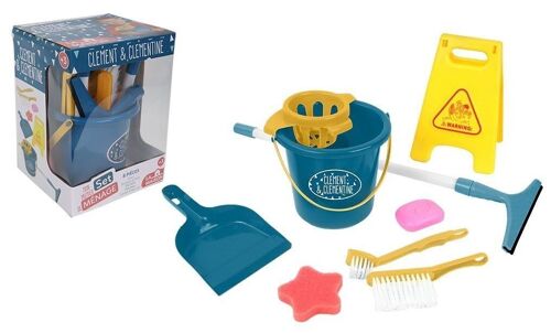 CLEMENT CLEMENTINE - Set de Ménage - Jeu d'Imitation - 109221 - Bleu - Plastique - Ménage - Balai - Jouet Enfant - Nettoyage - 24 cm x 17,5 cm - À Partir de 3 ans