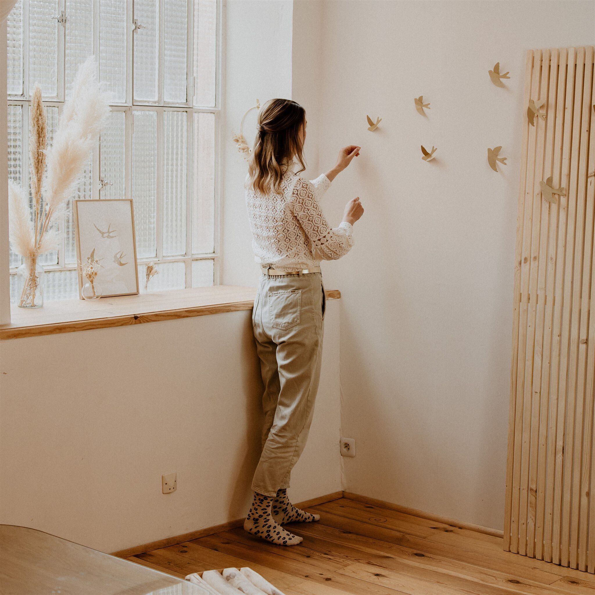 Il muro di carta inghiotte