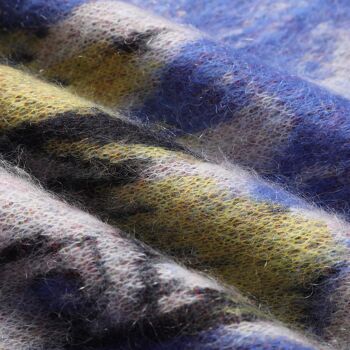 vReverie [Mohair] Col rond 5