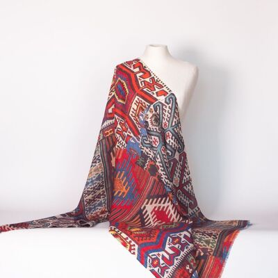 Scarf made from a fine ethnic wool blend