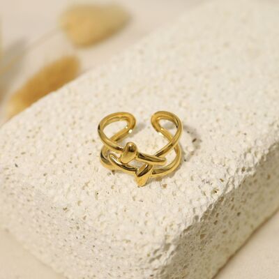 Crossed square gold ring