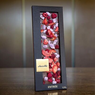 Milk Chocolate with Raspberry and Sliced Strawberry 110 gr