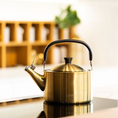 Kettle with a whistle 1.5l matt gold DIAMANTE 29194