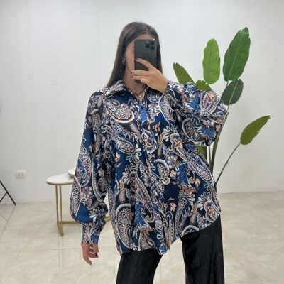 Long-sleeved oversized printed shirt