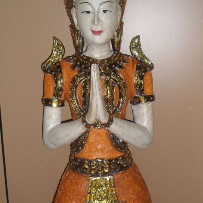 Buddha aus Poly orange weiß (B/H/T) 34x73x30cm