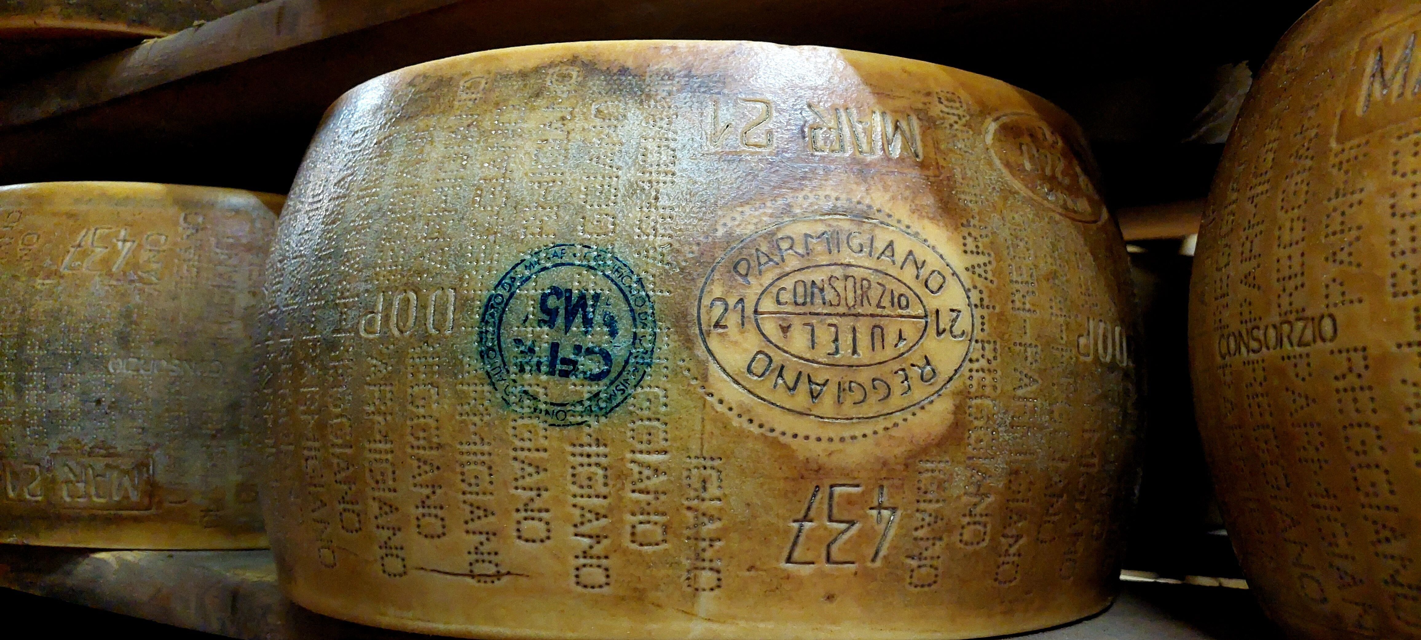 Parmigiano Reggiano DOP - 70 meses de crianza precio/kg