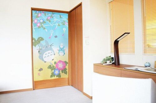 COS10404 Noren rideaux de porte japonais Mon Voisin Totoro motif Couleurs Estivales