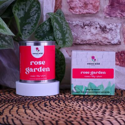 Candela Rose Garden - rose • giglio • prugna