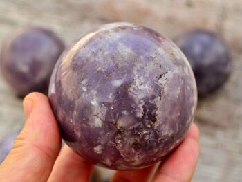 Boule de cristal Lépidolite XL (60 mm - 90 mm) 3