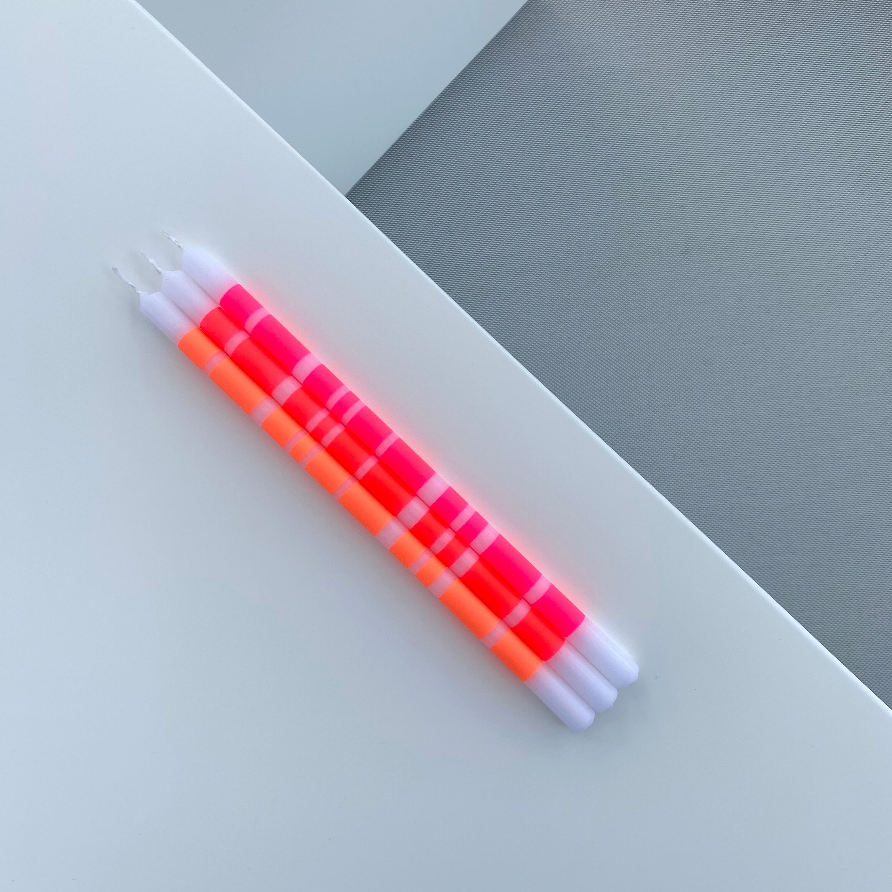 Lumières graphiques Skinny * Lines 21 (bougies)