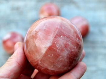 Sphère de calcite rose (3-5 pièces), 1 kg de calcite rose (55 mm - 60 mm) 2