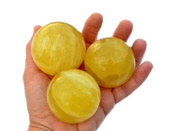 Sphère de cristal de calcite citronnée (3-5 pièces) – (50 mm – 65 mm) 1 kg de calcite jaune 3