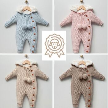 Un paquet de quatre tailles de tricots biologiques à capuche pour bébé, combinaison de landau d'extérieur 1