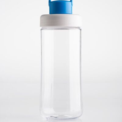 Botella de agua libre de BPA de 750 ml.