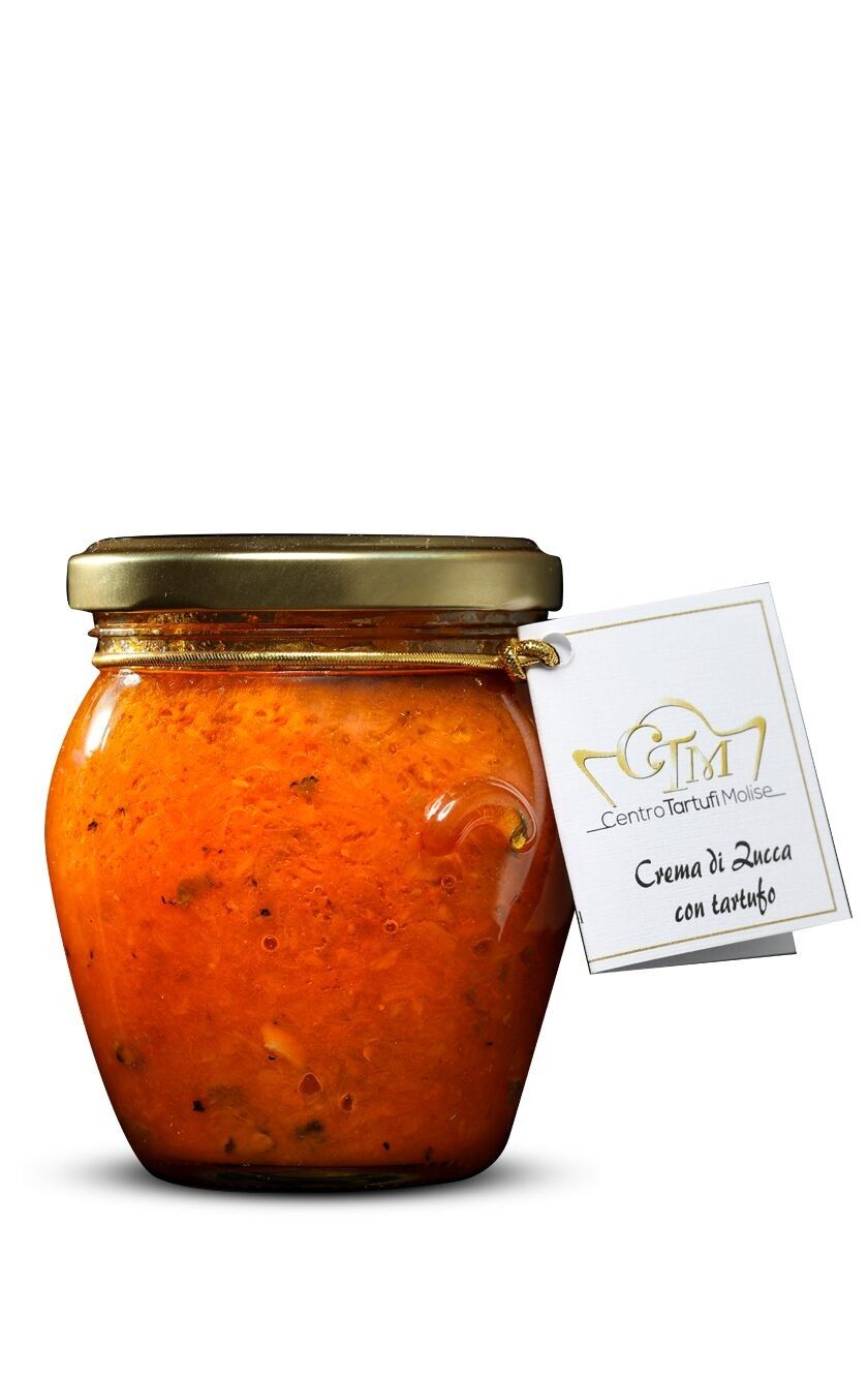 Kürbiscreme und schwarzer Trüffel