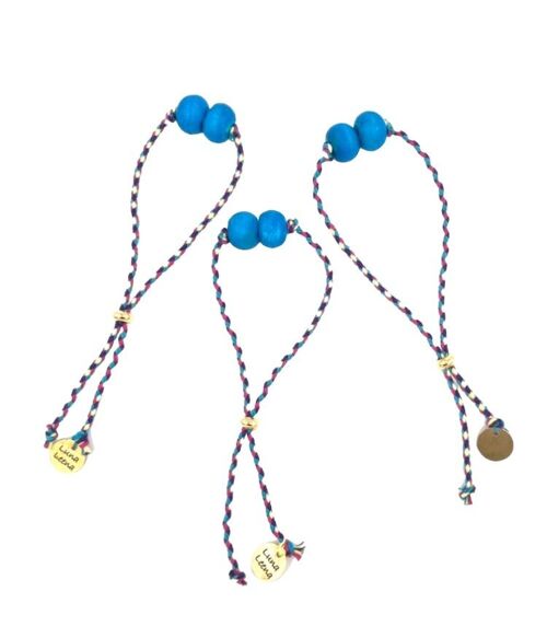 sustainable bracelet blue - one size - made from an existing necklaces from Nepal