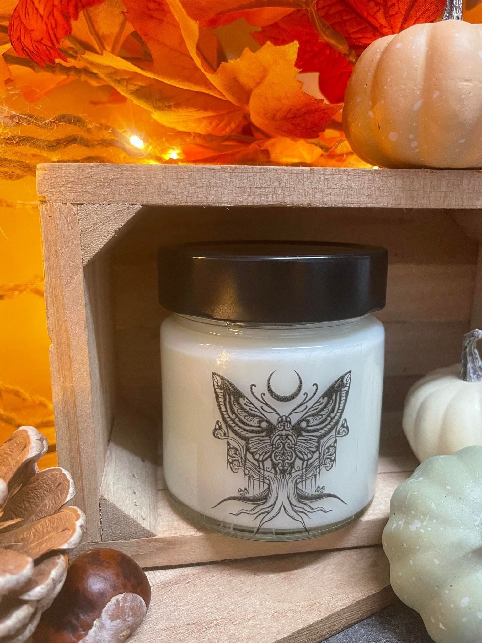 Candela da 180g, profumata alla dolcezza delle mandorle