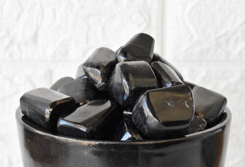 1Pc Black Tourmaline Tumbled Stones ~ Healing Tumbled Stones