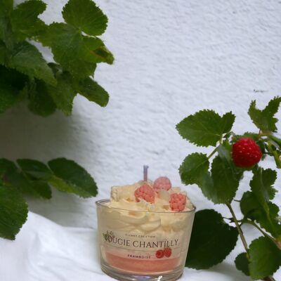 Bougie chantilly parfumée à la framboise