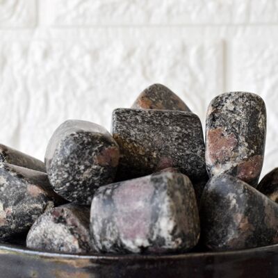 1Pc Spinelle Matrix Tumbled Stones ~ Healing Tumbled Stones