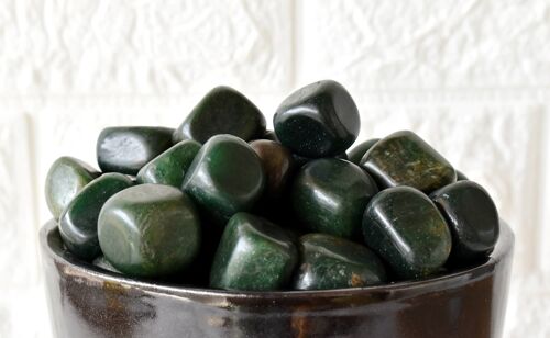 1Pc Green Jade Tumbled Stone ~ Healing Tumbled Stones